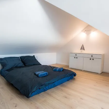 Dom Na Wzgorzu Z Widokiem Na Morze - Etezje Mechelinki