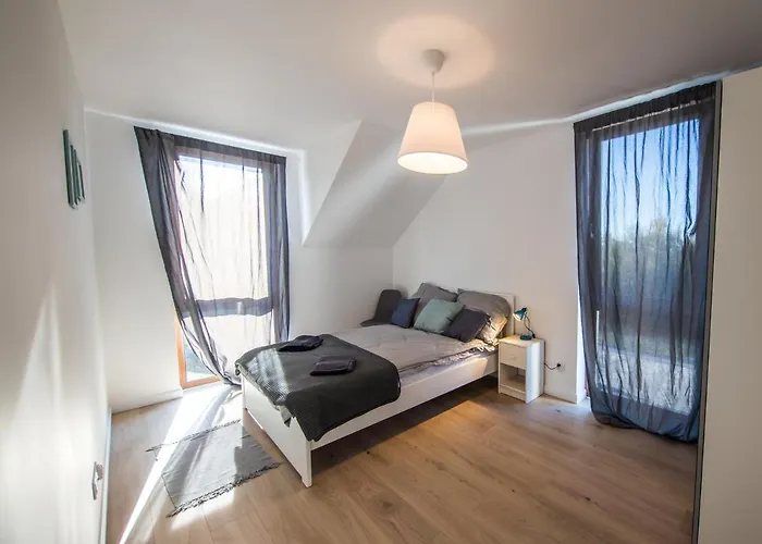 Nyaraló Dom Na Wzgorzu Z Widokiem Na Morze - Etezje